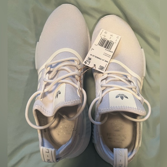 Adidas Nmd_R1 Women’s size 7.5 - Picture 2 of 7